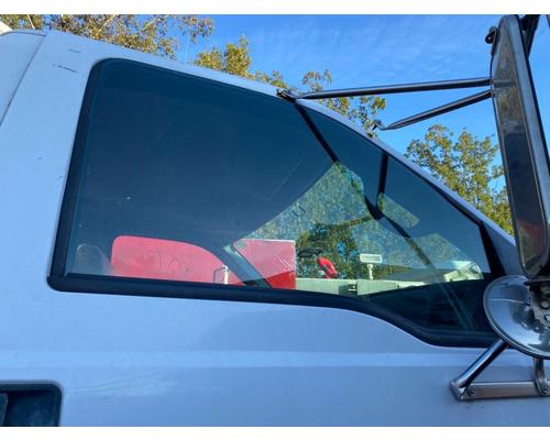  Ford F-750 Windshield #
