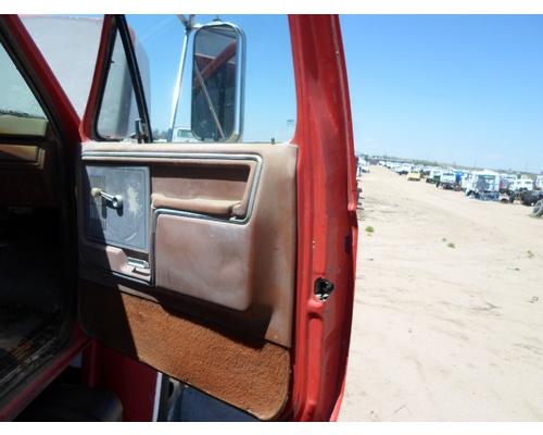 FORD F600 / F700 / F800 Door Assembly, Front