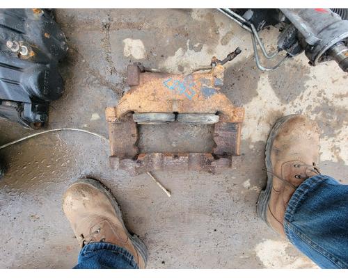1985 FORD F700 AXLE ASSY (FRONT) OSCILATTING For Sale by Crest Truck Parts