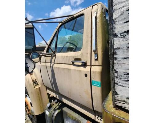  Ford F700 Cab #