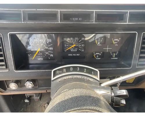  Ford F700 Instrument Cluster #