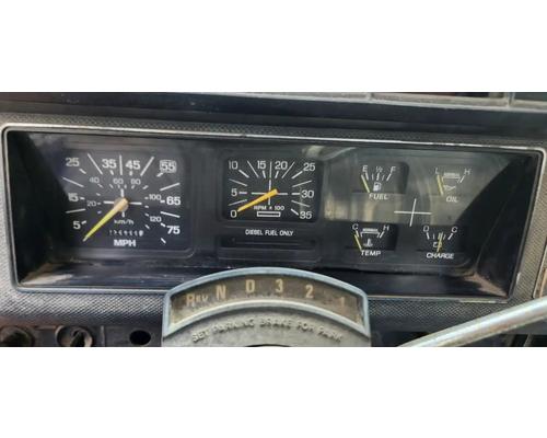  Ford F700 Instrument Cluster #