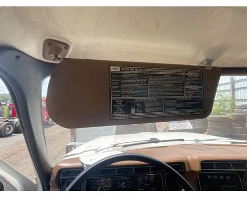  Ford F700 Visor #
