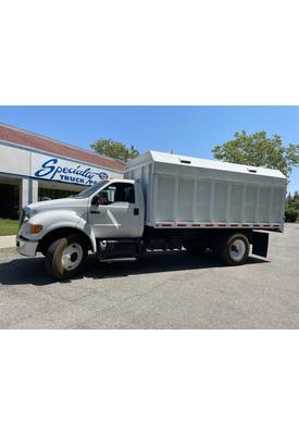FORD F750 Complete Vehicle