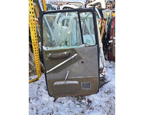 FORD L8000 Door Assembly, Front