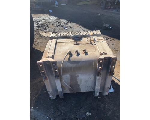 FORD L8000 Fuel Tank