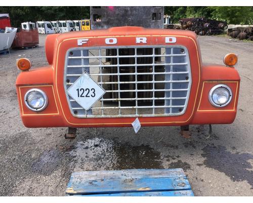 1975-ford-l8000-hood #1468680