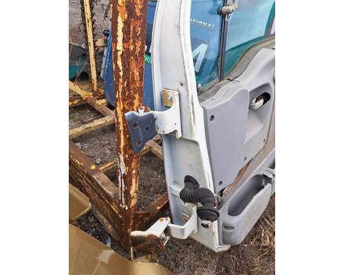 FORD L8501 LOUISVILLE 101 Door Assembly, Front