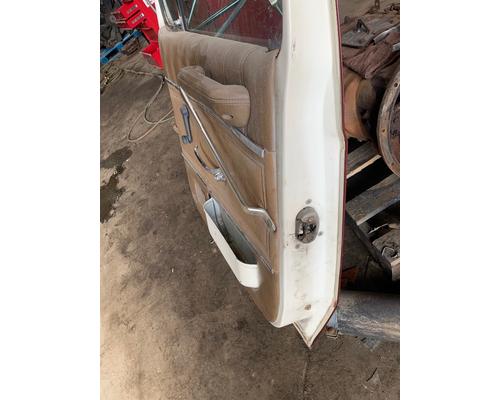 FORD L9000 Door Assembly, Front