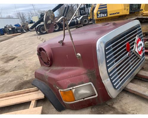 FORD L9000 Hood