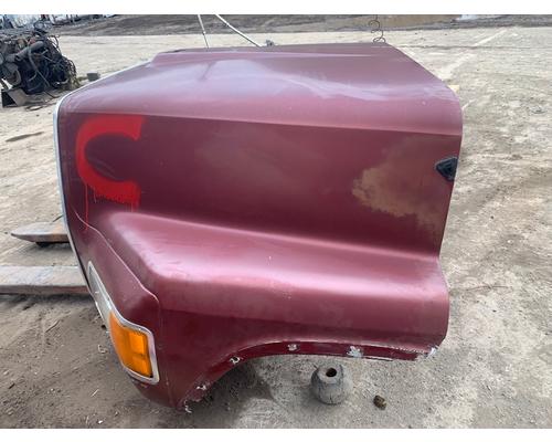 FORD L9000 Hood