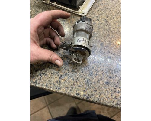 FORD L9000 Ignition Switch
