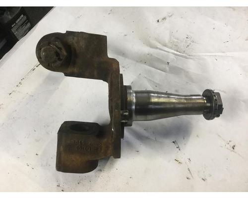 FORD L9000 Spindle  Knuckle, Front