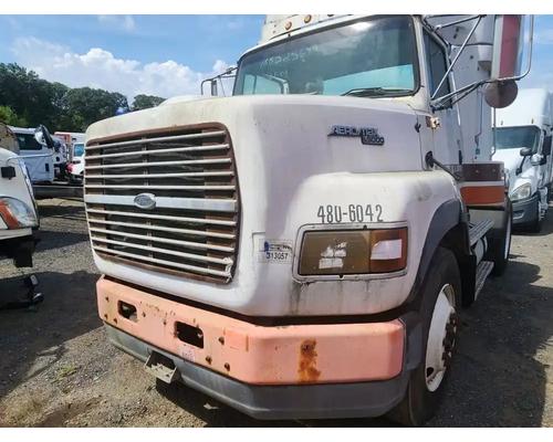  Ford LA9000 Aero Max 106 Hood #