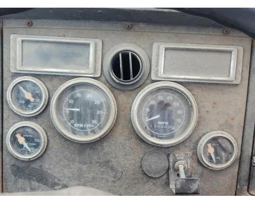  Ford LA9000 Aero Max 106 Instrument Cluster #