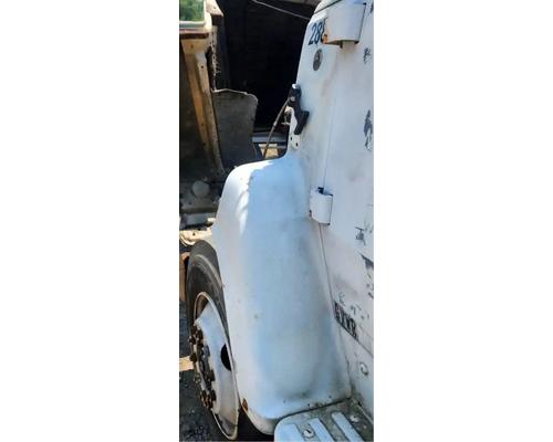  Ford LN7000 Fender Extension #