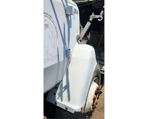 ford-ln7000-fender-extension #1432522