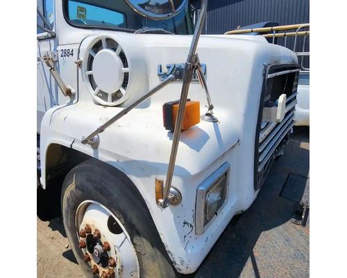 ford-ln7000-hood #1432519