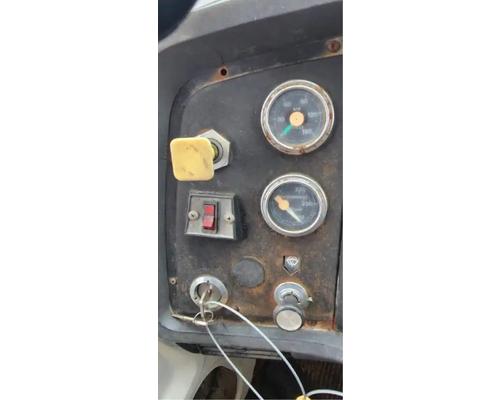  Ford LN8000 Instrument Cluster #
