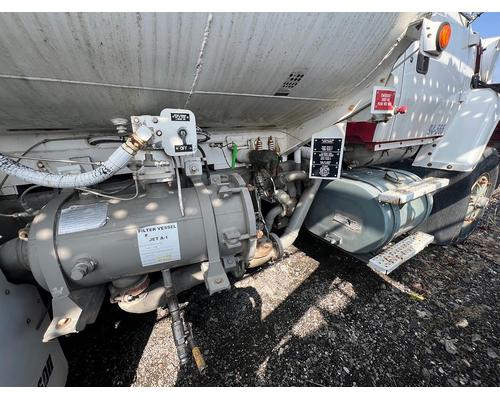 FORD LNT8000 Complete Vehicle