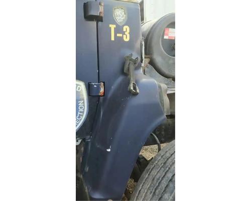 Ford LNT9000 Fender Extension # Ford LNT9000 Fender Extension #