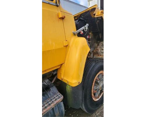 Ford LNT9000 Fender Extension # Ford LNT9000 Fender Extension #