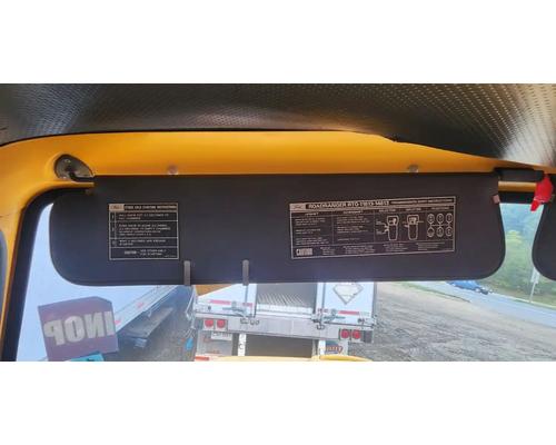  Ford LNT9000 Visor #