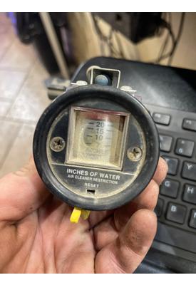 FORD LT9522 LOUISVILLE 122 Gauges (all)