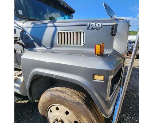 ford-ltl9000-hood #1436362