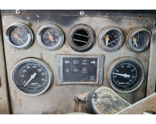 ford-ltl9000-instrument-cluster #1436371