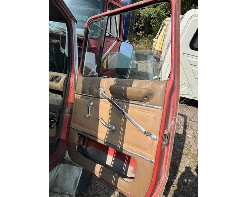 FORD LTS8000 Cab or Cab Mount