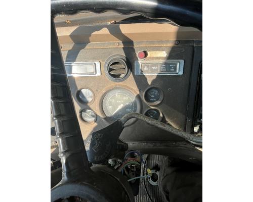 FORD LTS8000 Cab or Cab Mount