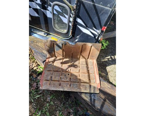 FORD LTS9000 Battery Box