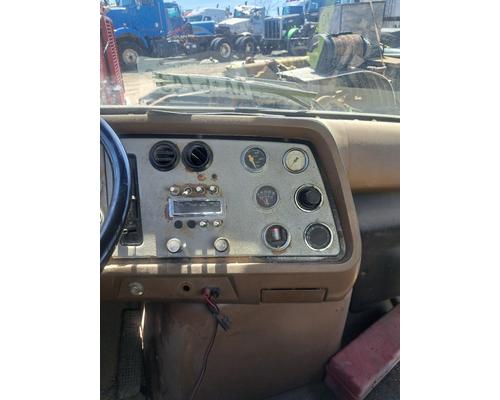 FORD LTS9000 Cab or Cab Mount