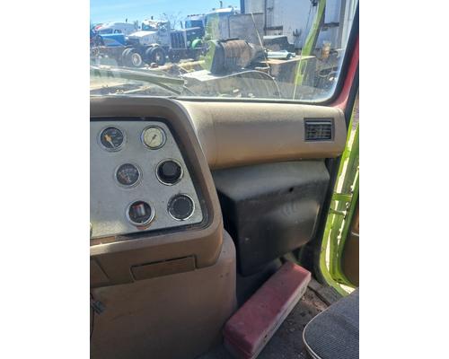 FORD LTS9000 Cab or Cab Mount