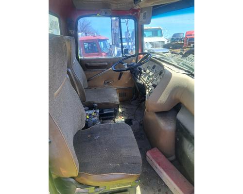 FORD LTS9000 Cab or Cab Mount