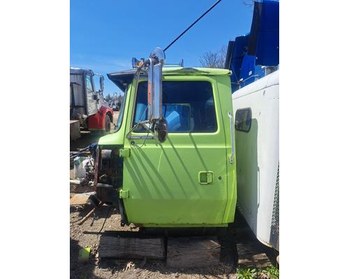 FORD LTS9000 Cab or Cab Mount