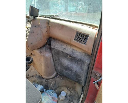 FORD LTS9000 Cab or Cab Mount