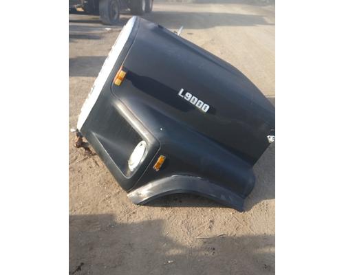 FORD LTS9000 Hood