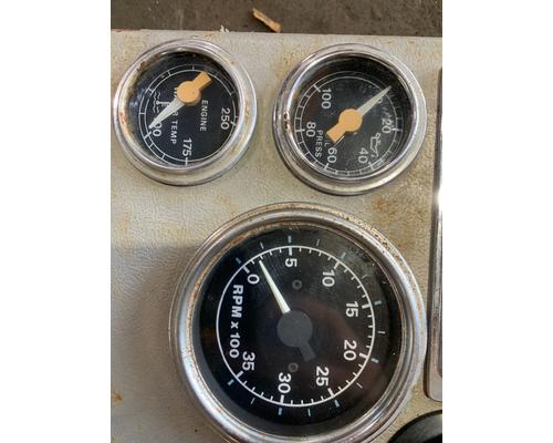 FORD LTS9000 Instrument Cluster