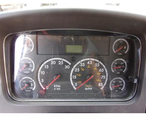  Freightliner B2 Instrument Cluster #