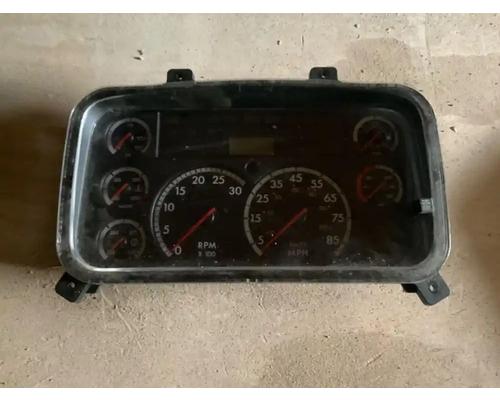  Freightliner B2 Instrument Cluster #