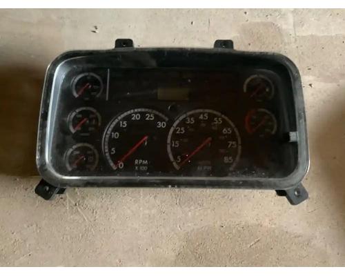  Freightliner B2 Instrument Cluster #