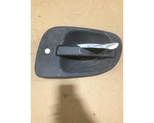 2010-freightliner-cascadia-08-on-door-handle #1470754