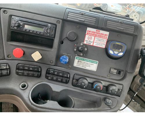 FREIGHTLINER CASCADIA 113BBC Cab