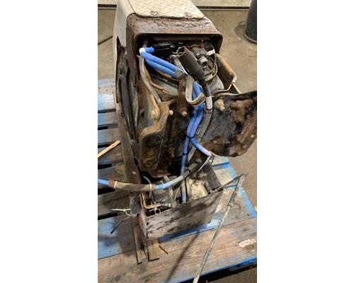 FREIGHTLINER CASCADIA 113BBC DEF Tank