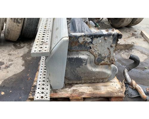 FREIGHTLINER CASCADIA 113BBC DPFCatalytic Converter