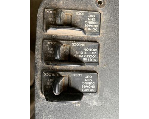 FREIGHTLINER CASCADIA 113BBC Dash Panel