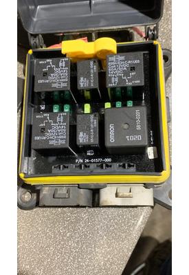 FREIGHTLINER CASCADIA 113BBC Fuse Box