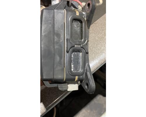 FREIGHTLINER CASCADIA 113BBC Fuse Box